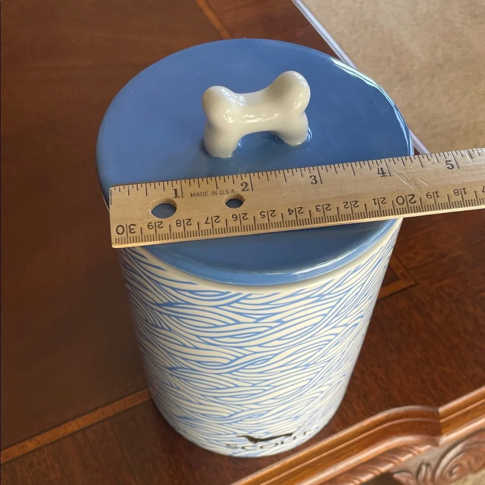 SCOUT
Flow Rida Ceramic Pet Treat Canister with Scouts brand dachshund - Picture 5 of 8
